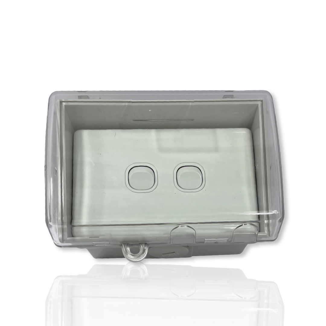 Weather proof 2 gang SWITCH &amp; Protected WATER PROOF Enclosure Lock Clear Lid GPO